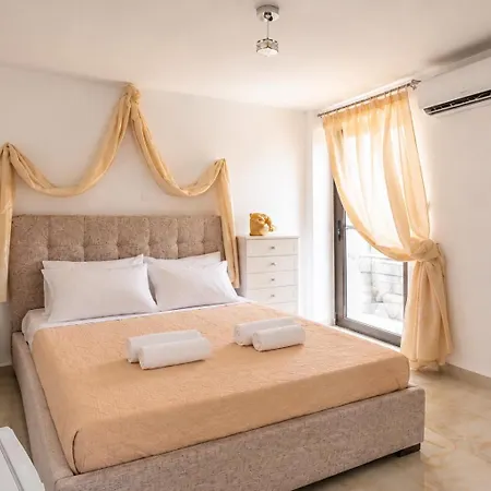 Apartment Helios Cave